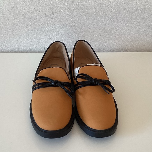 New WB Journee collection Elegant Tan Women's Shoes - Picture 5 of 5